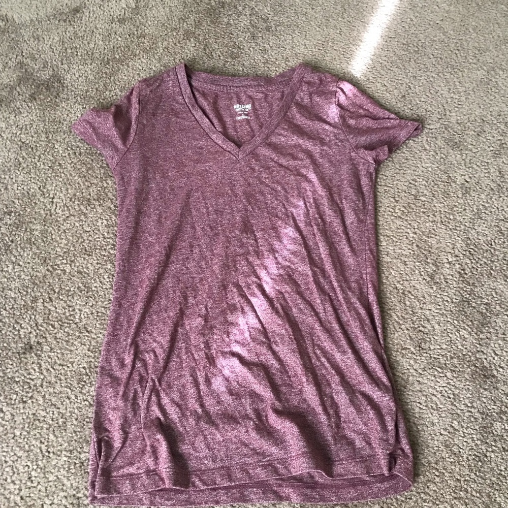 Burgundy V-neck tee